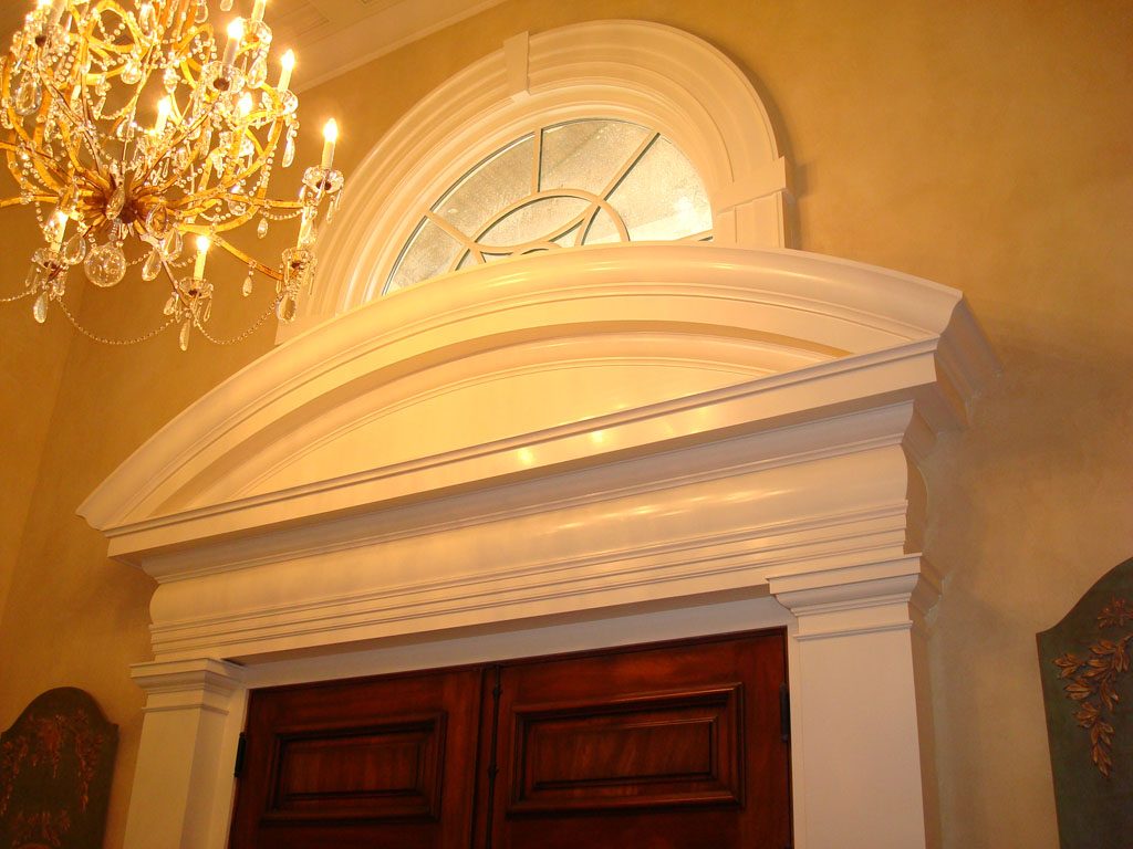 Georgian style Arched overdoor with half bull's eye window.